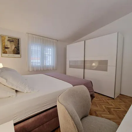 Sea View Jagoda 3 *