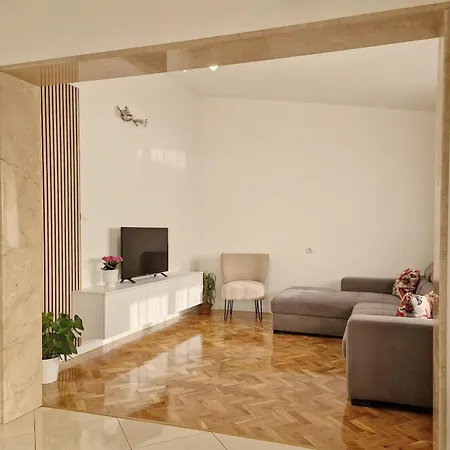 Sea View Jagoda 3 * Omis