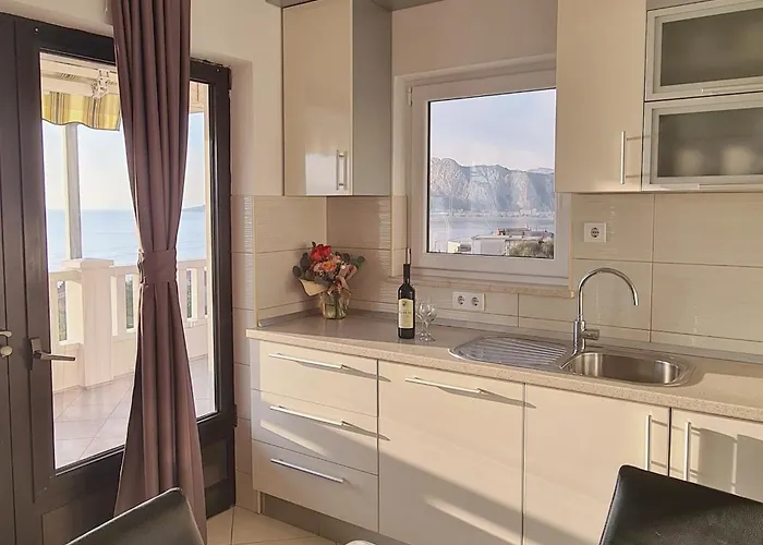 Sea View Jagoda 3 Omis