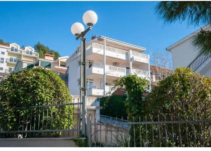 Sea View Jagoda 3 *